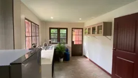 5 Bedroom House for rent in Nong Pa Khrang, Chiang Mai