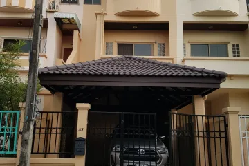 4 Bedroom Townhouse for sale in Bang Sue, Bangkok near MRT Bang Son