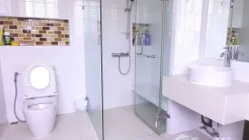 2 Bedroom Condo for sale in Phumundra Condo, Ko Kaeo, Phuket