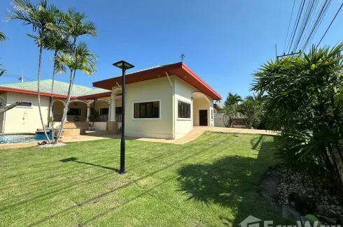 3 Bedroom Villa for sale in Stuart Park Villas, Nong Kae, Prachuap Khiri Khan