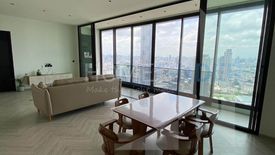 3 Bedroom Condo for sale in Bang Lamphu Lang, Bangkok near BTS Krung Thon Buri