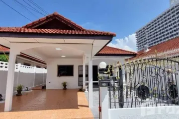 2 Bedroom Villa for rent in Royal Park Village, Nong Prue, Chonburi