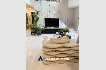 3 Bedroom Condo for sale in Maestro 01 Sathorn-Yenakat, Thung Maha Mek, Bangkok near MRT Khlong Toei