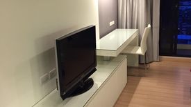 1 Bedroom Condo for rent in Urbano Absolute Sathon - Taksin, Khlong Ton Sai, Bangkok near BTS Krung Thon Buri