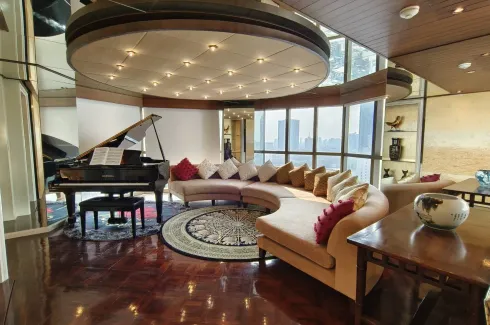 2 Bedroom Condo for sale in Nusa State Tower Condominium, Silom, Bangkok near BTS Surasak