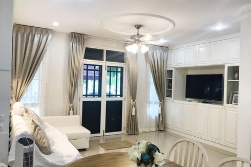 3 Bedroom Townhouse for rent in Phra Khanong, Bangkok near BTS Phra Khanong