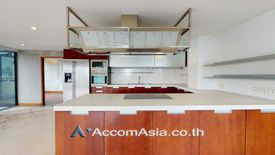 4 Bedroom Condo for sale in Phra Khanong Nuea, Bangkok near BTS Ekkamai