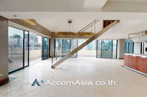 4 Bedroom Condo for sale in Phra Khanong Nuea, Bangkok near BTS Ekkamai