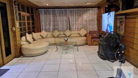 5 Bedroom House for sale in Phra Khanong, Bangkok near BTS Ekkamai