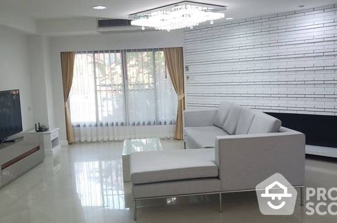 3 Bedroom Apartment for rent in Cosmo Villa, Khlong Toei, Bangkok near BTS Asoke