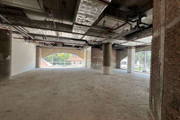 Commercial for rent in Lumpini, Bangkok near BTS Chit Lom