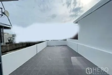 Commercial for sale in Suan Luang, Bangkok