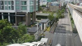 2 Bedroom Condo for sale in The Room Sukhumvit 62, Bang Chak, Bangkok near BTS Punnawithi