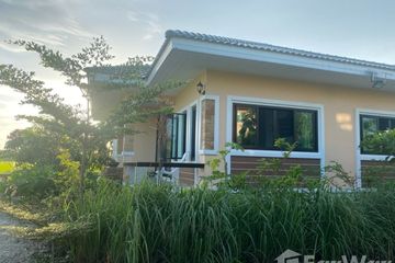 6 Bedroom House for sale in Khlong Phra Udom, Pathum Thani