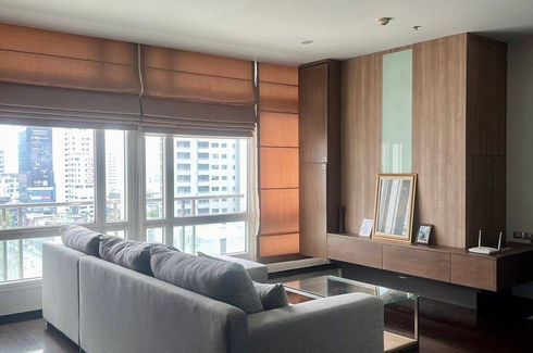 3 Bedroom Condo for sale in Khlong Tan Nuea, Bangkok