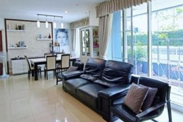 3 Bedroom Condo for rent in Watermark Chaophraya River, Bang Lamphu Lang, Bangkok