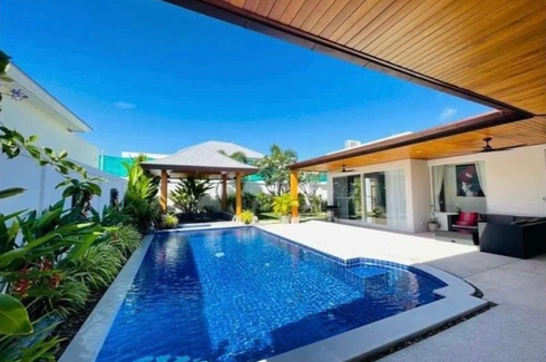 2 Bedroom Villa for sale in Rawai, Phuket