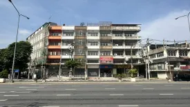 Townhouse for rent in Bukkhalo, Bangkok near BTS Talat Phlu