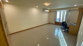 4 Bedroom Condo for rent in Khlong Tan Nuea, Bangkok near BTS Phrom Phong