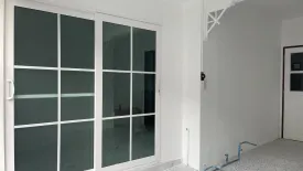 2 Bedroom Townhouse for sale in Lam Luk Ka, Pathum Thani