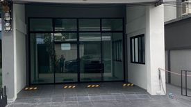 4 Bedroom Office for sale in Khlong Chan, Bangkok