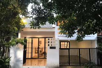 3 Bedroom Townhouse for sale in Nong Hoi, Chiang Mai