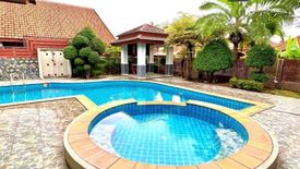 3 Bedroom Villa for sale in Na Kluea, Chonburi