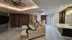 4 Bedroom Condo for rent in Belle Grand Rama 9, Huai Khwang, Bangkok near MRT Phra Ram 9