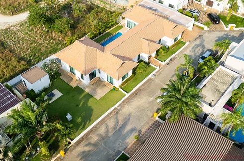 4 Bedroom House for sale in Santa Maria, Pong, Chonburi