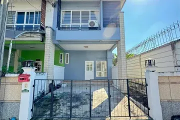 2 Bedroom Townhouse for sale in Baan Patra Krungthep Kreetha, Saphan Sung, Bangkok near Airport Rail Link Ban Thap Chang