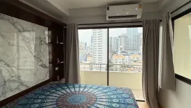 2 Bedroom Condo for sale in Saranjai Mansion, Khlong Toei, Bangkok near BTS Nana