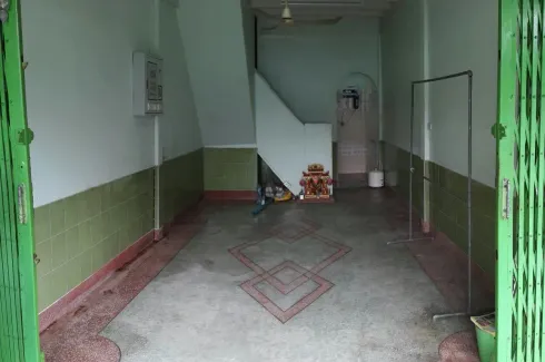 2 Bedroom Commercial for rent in Wat Tha Phra, Bangkok near MRT Tha Phra