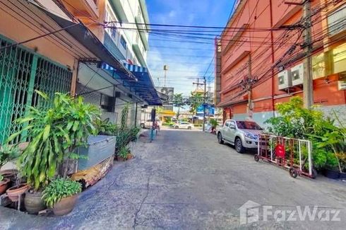 Commercial for sale in Bang Khae Nuea, Bangkok near MRT Phutthamonthon Sai 2