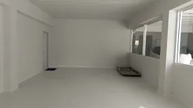 Commercial for rent in Khlong Tan, Bangkok near BTS Phrom Phong