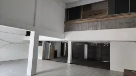 Commercial for sale in Phra Khanong Nuea, Bangkok