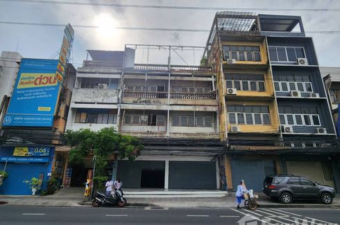 Commercial for sale in Phra Khanong Nuea, Bangkok