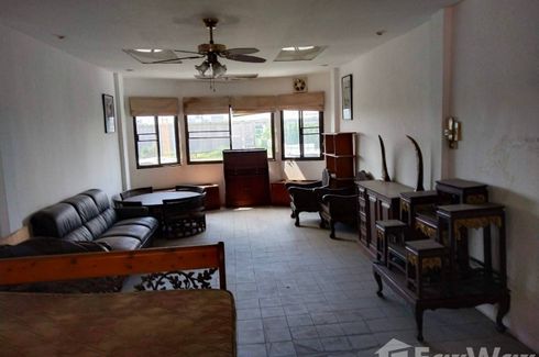 4 Bedroom Commercial for sale in Suan Luang, Bangkok