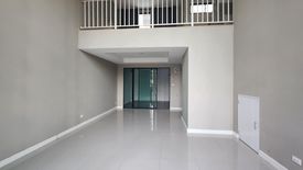 3 Bedroom Commercial for sale in Patio Ladkrabang-Moterway, Thap Yao, Bangkok