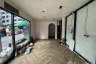 Commercial for rent in Khlong Tan Nuea, Bangkok