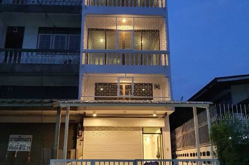 3 Bedroom Commercial for sale in Chatuchak, Bangkok