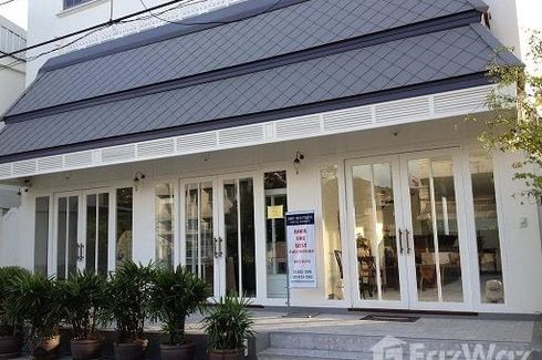 Commercial for rent in SSIP Boutique Dhevej Bangkok, Wat Sam Phraya, Bangkok