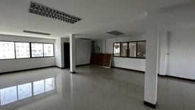 5 Bedroom Commercial for rent in Bang Lamphu Lang, Bangkok near BTS Krung Thon Buri