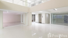 5 Bedroom Commercial for rent in Suriyawong, Bangkok near BTS Chong Nonsi