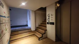 Commercial for sale in Khlong Tan, Bangkok near BTS Phrom Phong