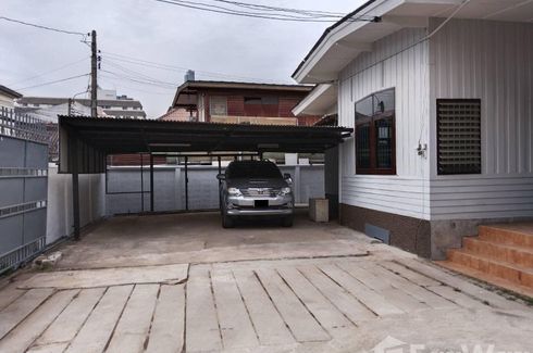 3 Bedroom House for rent in Khlong Tan, Bangkok near BTS Phrom Phong