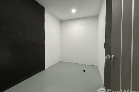 8 Bedroom House for rent in Nong Khaem, Bangkok