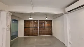 Commercial for rent in Phra Khanong, Bangkok near BTS Phra Khanong