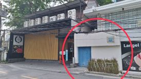 Commercial for rent in Khlong Toei Nuea, Bangkok near MRT Sukhumvit