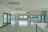 Office for rent in Sanam Bin, Bangkok