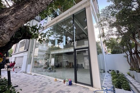 Commercial for rent in GM Heritage Sukhumvit 43, Khlong Tan Nuea, Bangkok